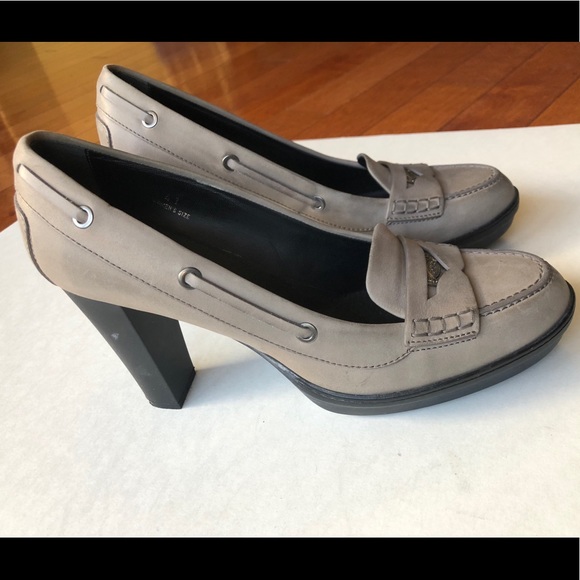 tod's heeled loafers
